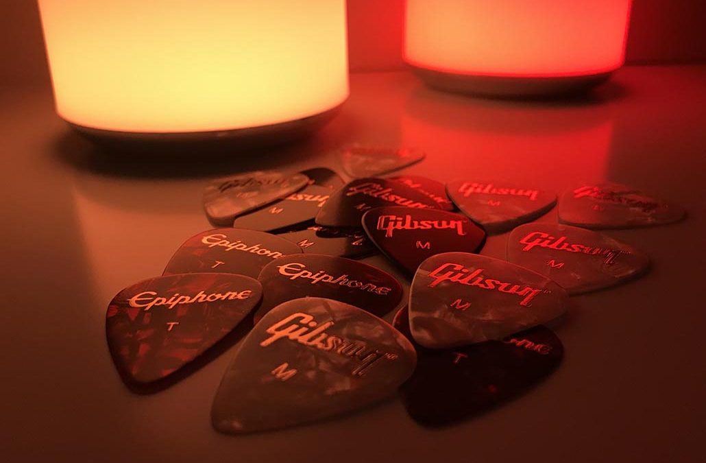 How to find the perfect guitar pick/plectrum