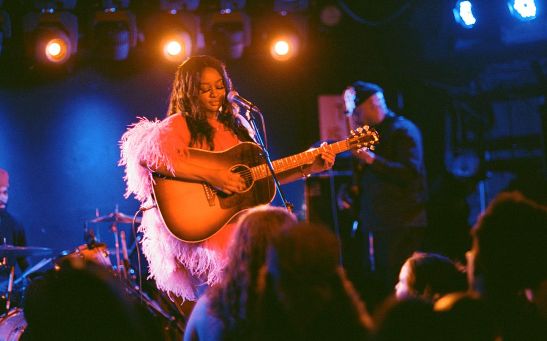 Ayoni joins Gibson Artist Spotlight Program