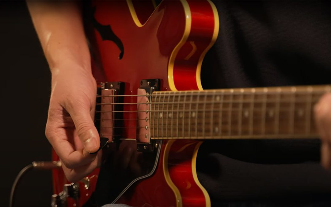 Video: What is the ideal hand motion for guitar picking and strumming?