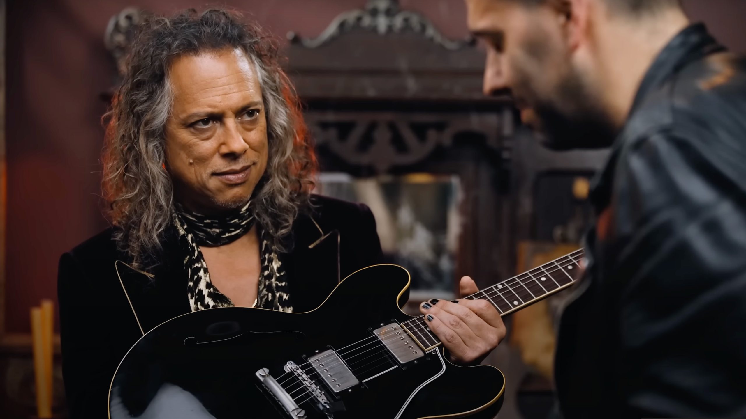 Kirk Hammett with his factory black ES-335