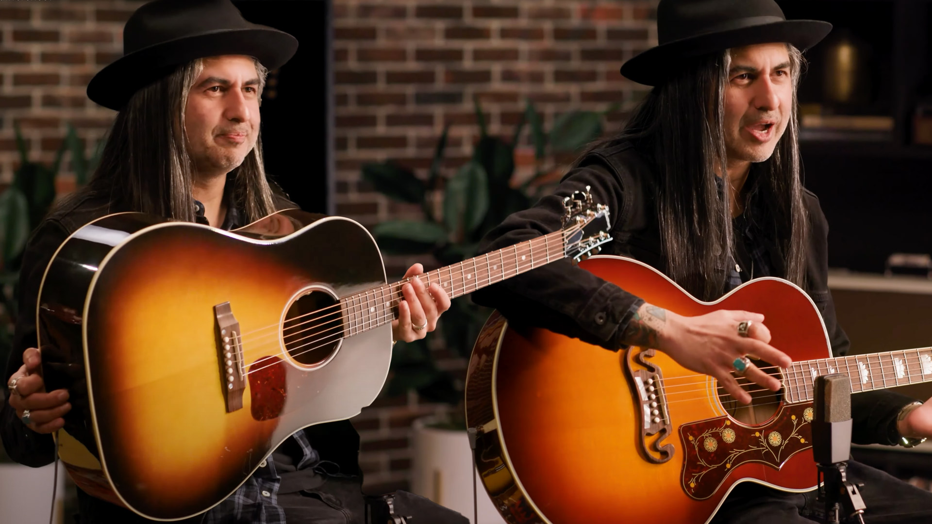 Gibson J-45 vs Gibson SJ-200: What’s the difference?